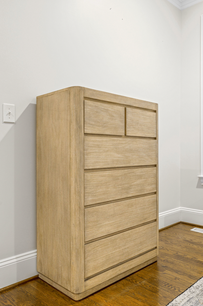 Hyde Park 5 Drawer Chest