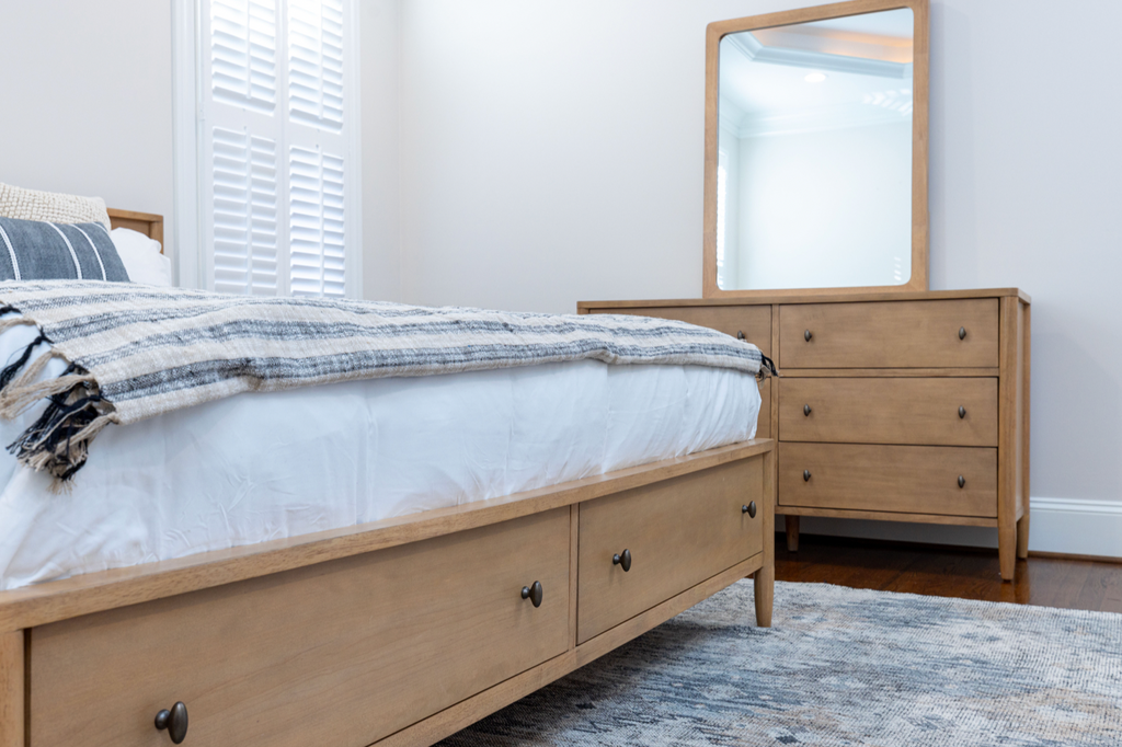 Chatham Storage Bed